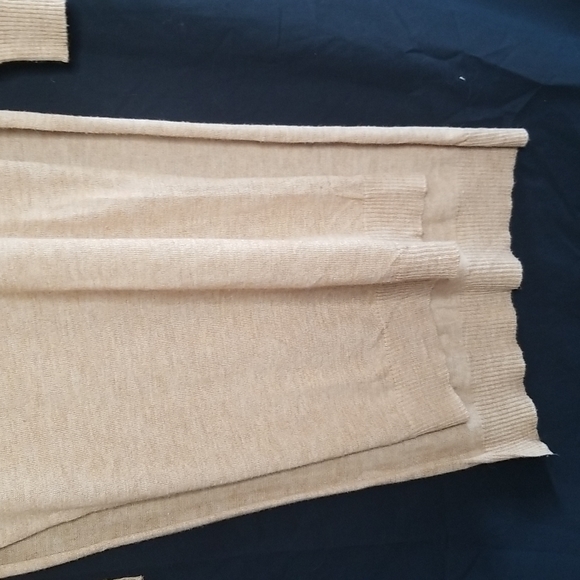 Pink Martini Tan High/Low Thin Summer Sweater Size Small - Picture 4 of 4